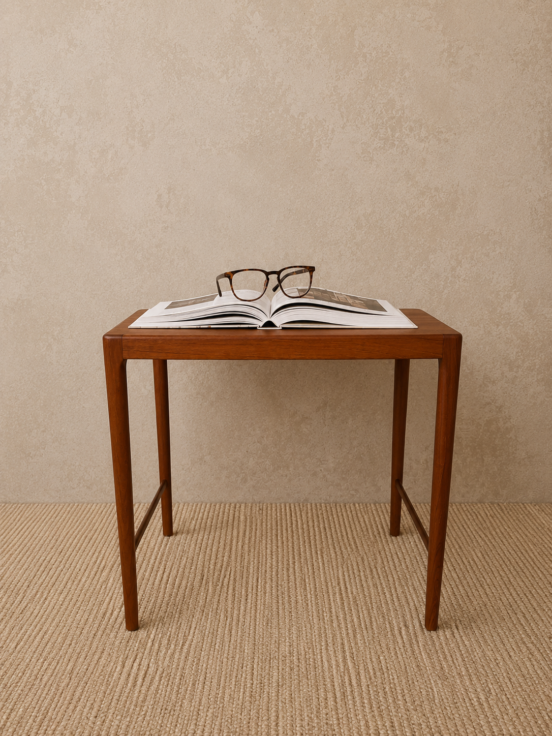 Danish vintage mid-century coffee table/side table in warm teak wood